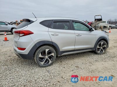 Trzecie zdjęcie samochodu z tyłu: 2017 HYUNDAI TUCSON LIMITED VIN:KM8J3CA21HU309991 - miniatura