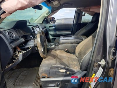 Zdjęcie 7 z 11 samochodu: 2014 TOYOTA TUNDRA CREWMAX SR5 VIN:5TFEM5F14EX070462 - miniatura