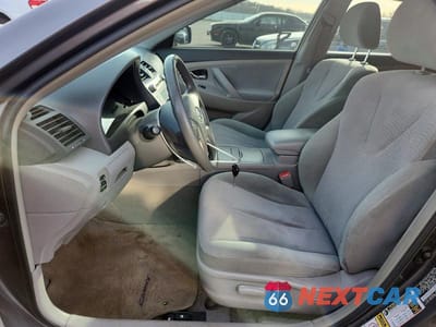 Zdjęcie 7 z 11 samochodu: 2010 TOYOTA CAMRY BASE VIN:4T4BF3EK0AR012843 - miniatura