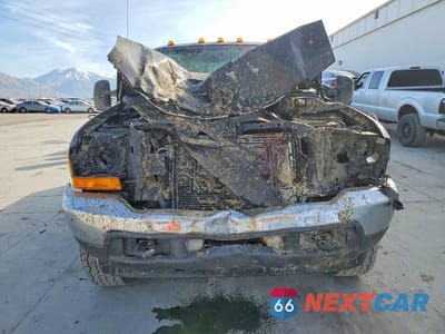 Piąte zdjęcie samochodu w środku: 2001 FORD F250 SUPER DUTY VIN:1FTNX21F11EB56987 - miniatura