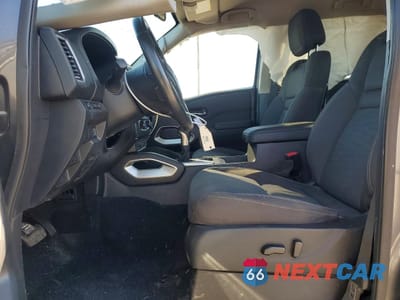 Zdjęcie 7 z 12 samochodu: 2024 NISSAN FRONTIER SV CREW CAB VIN:1N6ED1EJ6RN617630 - miniatura