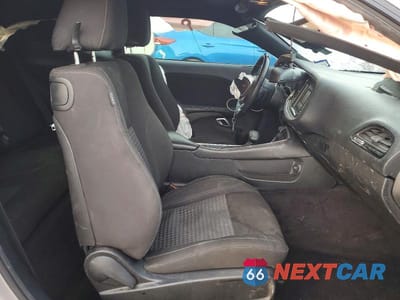 Zdjęcie 7 z 13 samochodu: 2016 DODGE CHALLENGER SXT VIN:2C3CDZAG1GH315675 - miniatura