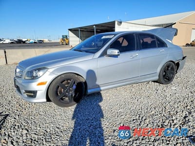 2012 MERCEDES-BENZ C 300 4MATIC WDDGF8BB2CR193865 - główne zdjęcie licytacji z USA - miniatura