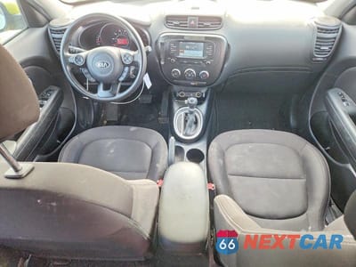 Zdjęcie 8 z 12 samochodu: 2017 KIA SOUL BASE VIN:KNDJN2A22H7879263 - miniatura
