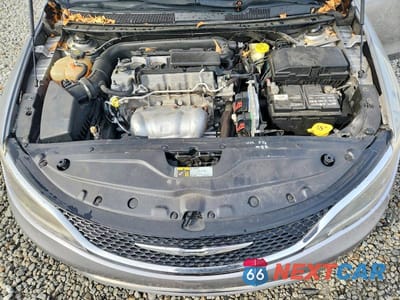 Zdjęcie 11 z 12 samochodu: 2015 CHRYSLER 200 LIMITED VIN:1C3CCCAB0FN583630 - miniatura