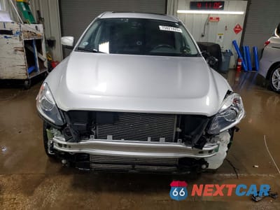 Piąte zdjęcie samochodu w środku: 2016 VOLVO XC60 T5 PLATINUM VIN:YV440MDM7G2902050 - miniatura