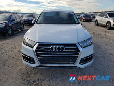 Piąte zdjęcie samochodu w środku: 2018 AUDI Q7 PRESTIGE VIN:WA1VAAF76JD012039 - miniatura