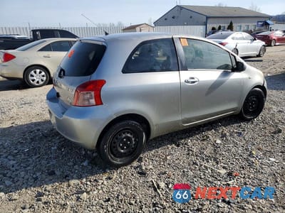 Trzecie zdjęcie samochodu z tyłu: 2008 TOYOTA YARIS BASE VIN:JTDJT923385184873 - miniatura
