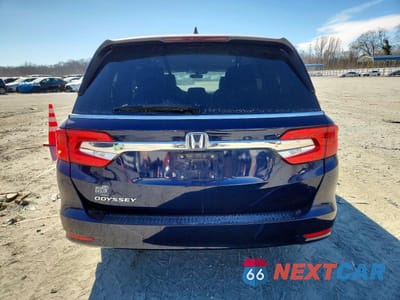 Zdjęcie 6 z 13 samochodu: 2018 HONDA ODYSSEY VIN:5FNRL6H53JB103305 - miniatura