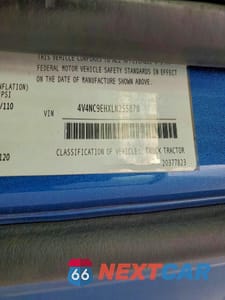 Zdjęcie 10 z 10 samochodu: 2020 VOLVO VNL SEMI TRUCK VIN:4V4NC9EHXLN255878 - miniatura
