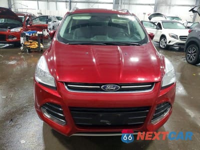 Piąte zdjęcie samochodu w środku: 2015 FORD ESCAPE TITANIUM VIN:1FMCU9JX1FUB49340 - miniatura