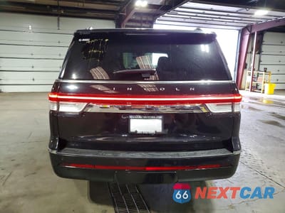 Zdjęcie 6 z 14 samochodu: 2023 LINCOLN NAVIGATOR RESERVE VIN:5LMJJ2LGXPEL13911 - miniatura