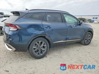 Trzecie zdjęcie samochodu z tyłu: 2024 KIA SPORTAGE SX PRESTIGE VIN:KNDPXCDG6R7119033 - miniatura