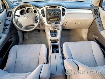 Zdjęcie 8 z 14 samochodu: 2007 TOYOTA HIGHLANDER SPORT VIN:JTEHP21A870201281 - miniatura