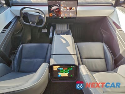 Zdjęcie 8 z 14 samochodu: 2024 TESLA CYBERTRUCK VIN:7G2CEHEE3RA026196 - miniatura