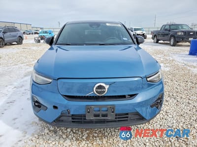 Piąte zdjęcie samochodu w środku: 2022 VOLVO C40 P8 RECHARGE ULTIMATE VIN:YV4ED3GB9N2003670 - miniatura