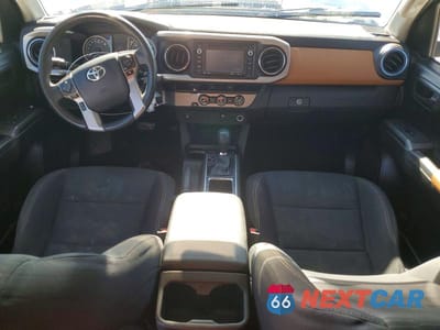 Zdjęcie 8 z 11 samochodu: 2017 TOYOTA TACOMA SR5 VIN:5TFAX5GN5HX090442 - miniatura