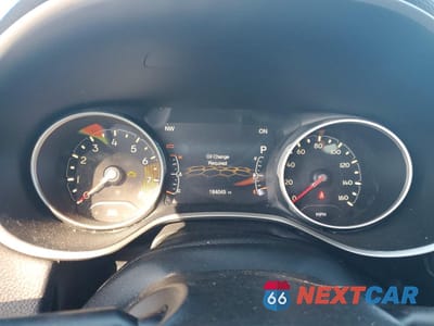 Zdjęcie 9 z 14 samochodu: 2019 JEEP COMPASS LIMITED VIN:3C4NJCCB4KT711322 - miniatura