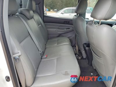 Zdjęcie 10 z 13 samochodu: 2014 TOYOTA TACOMA V6 VIN:5TFLU4EN7EX085270 - miniatura