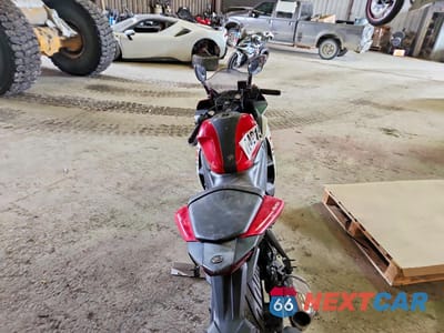 Zdjęcie 6 z 8 samochodu: 2015 YAMAHA YZFR3 VIN:MH3RH06Y0FK004268 - miniatura