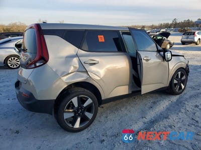 Trzecie zdjęcie samochodu z tyłu: 2020 KIA SOUL EX VIN:KNDJ33AU5L7024336 - miniatura