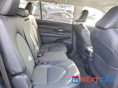 Zdjęcie 11 z 12 samochodu: 2025 TOYOTA GRAND HIGHLANDER XLE HYBRID VIN:5TDACAB59SS065178 - miniatura