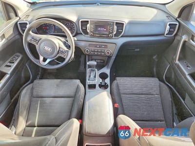 Zdjęcie 8 z 13 samochodu: 2018 KIA SPORTAGE LX VIN:KNDPMCAC8J7450873 - miniatura