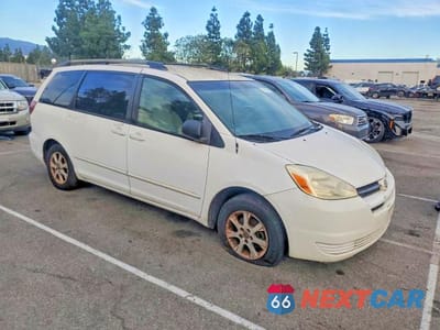Czwarte zdjęcie samochodu z boku: 2005 TOYOTA SIENNA VIN:5TDZA23C35S304661 - miniatura