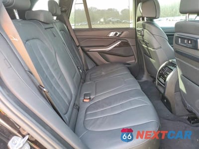 Zdjęcie 11 z 14 samochodu: 2019 BMW X5 XDRIVE40I VIN:5UXCR6C58KLL37061 - miniatura