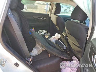 Zdjęcie 10 z 11 samochodu: 2017 NISSAN ROGUE S VIN:5N1AT2MT1HC882541 - miniatura