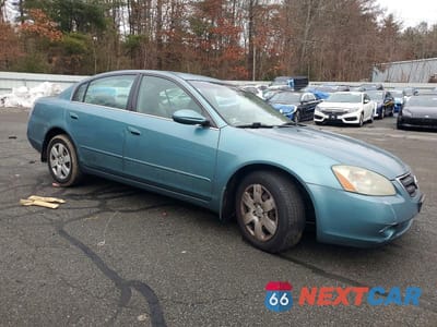 Czwarte zdjęcie samochodu z boku: 2002 NISSAN ALTIMA BASE VIN:1N4AL11D72C176425 - miniatura