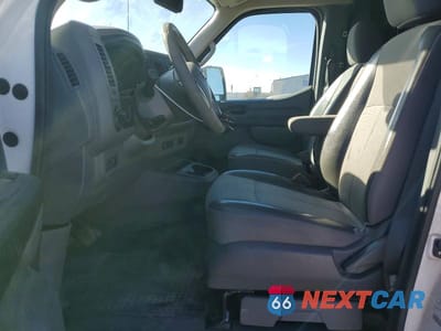 Zdjęcie 7 z 12 samochodu: 2014 NISSAN NV 2500 UTILITY / SERVICE VAN VIN:1N6BF0LX3EN100293 - miniatura