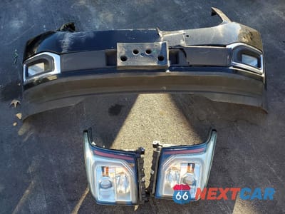 Zdjęcie 13 z 14 samochodu: 2016 GMC YUKON XL VIN:1GKS2HKJXGR149856 - miniatura