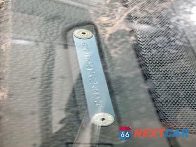 Zdjęcie 12 z 12 samochodu: 2004 VOLVO S60 R VIN:YV1RH52Y742348852 - miniatura