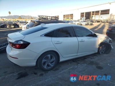 Trzecie zdjęcie samochodu z tyłu: 2020 HONDA INSIGHT EX VIN:19XZE4F53LE004588 - miniatura