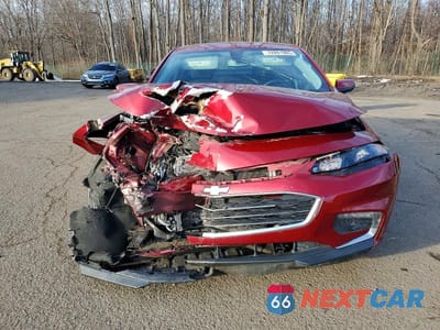 Piąte zdjęcie samochodu w środku: 2018 CHEVROLET MALIBU LT VIN:1G1ZD5ST6JF258109 - miniatura