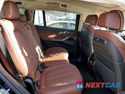 Zdjęcie 10 z 12 samochodu: 2026 BMW X7 XDRIVE40I VIN:5UX23EM01T9266620 - miniatura