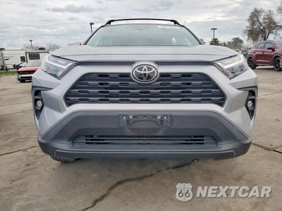 Piąte zdjęcie samochodu w środku: 2022 TOYOTA RAV4 XLE PREMIUM VIN:2T3C1RFV6NW222935 - miniatura