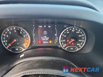 Zdjęcie 9 z 13 samochodu: 2017 JEEP RENEGADE LATITUDE VIN:ZACCJBBB1HPF56098 - miniatura