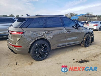 Trzecie zdjęcie samochodu z tyłu: 2025 LINCOLN CORSAIR RESERVE VIN:5LMCJ2CA1SUL04887 - miniatura