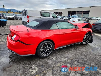 Trzecie zdjęcie samochodu z tyłu: 2022 FORD MUSTANG VIN:1FATP8UHXN5101702 - miniatura