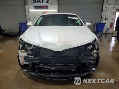 Piąte zdjęcie samochodu w środku: 2015 LINCOLN MKZ HYBRID VIN:3LN6L2LU4FR625730 - miniatura