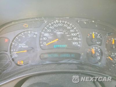 Zdjęcie 9 z 12 samochodu: 2004 CHEVROLET SUBURBAN C1500 VIN:1GNEC16Z14J264585 - miniatura