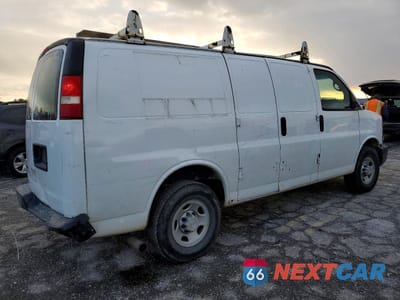 Trzecie zdjęcie samochodu z tyłu: 2011 CHEVROLET EXPRESS 2500 UTILITY / SERVICE VAN VIN:1GCWGFCA0B1127602 - miniatura