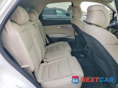 Zdjęcie 11 z 13 samochodu: 2026 GENESIS GV70 VIN:KMUMBDTB6TU250336 - miniatura