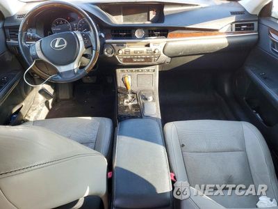 Zdjęcie 8 z 12 samochodu: 2013 LEXUS ES 350 VIN:JTHBK1GG0D2003954 - miniatura