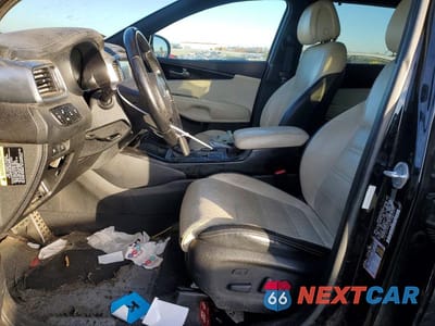 Zdjęcie 7 z 13 samochodu: 2016 KIA SORENTO SX VIN:5XYPK4A5XGG122041 - miniatura