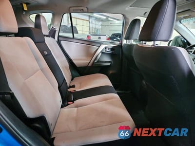 Zdjęcie 11 z 13 samochodu: 2018 TOYOTA RAV4 HYBRID XLE VIN:JTMRJREV6JD231721 - miniatura