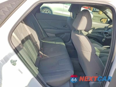 Zdjęcie 10 z 13 samochodu: 2024 HYUNDAI ELANTRA SEL VIN:KMHLM4DG6RU775551 - miniatura