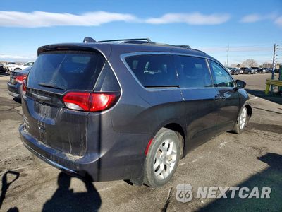 Trzecie zdjęcie samochodu z tyłu: 2017 CHRYSLER PACIFICA TOURING L VIN:2C4RC1BG3HR752243 - miniatura